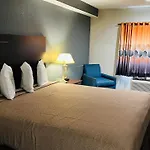 Regency Inn & Suits